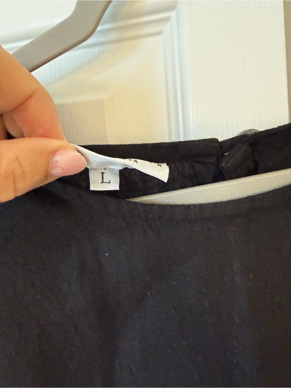 Bryn Walker black Bryn Walker Light Linen
Sleeveless tank - Picture 7 of 8